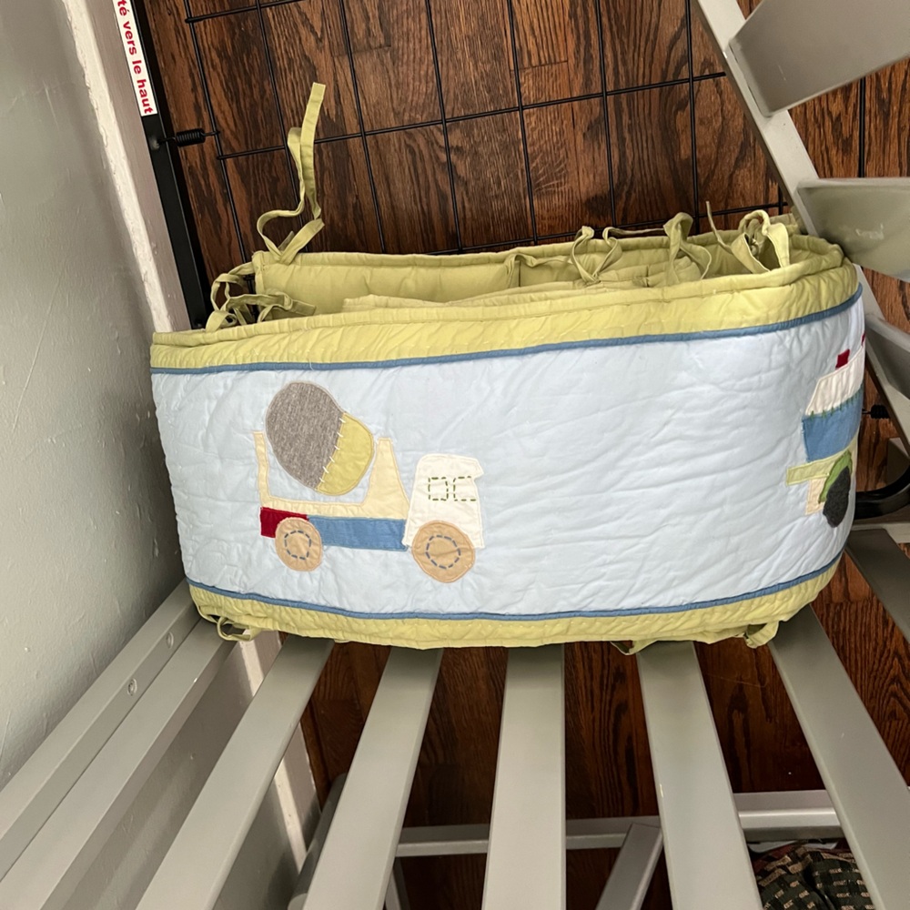 Pottery Barn Kids Baby Crib Bumper